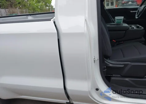 2025 Chevrolet Silverado 1500 4Wd Long Bed Wt z USA, uszkodzony, nr VIN 3GCNKAED0SG137536